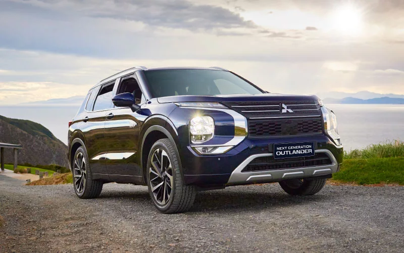 BFS-Commercial-Fleet-page-800x500-Outlander-PHEV Commercial & Fleet Cars